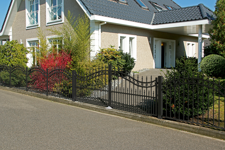 Artikelbild DT Bordeaux, ALU, schwarz, 3370x1000 - Slide 4