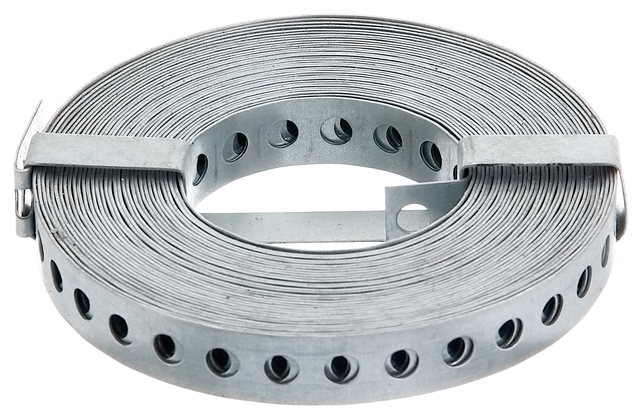 Lochband, Material: Stahl roh, Oberfläche: sendzimirverzinkt, Breite: 17 mm, Abstand Mitte - Mitte Loch: 12 mm, Länge: 10 m, Materialstärke: 0,80 mm