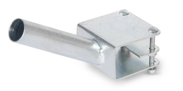 Halter für Fahnen zur Befestigung an Geländern