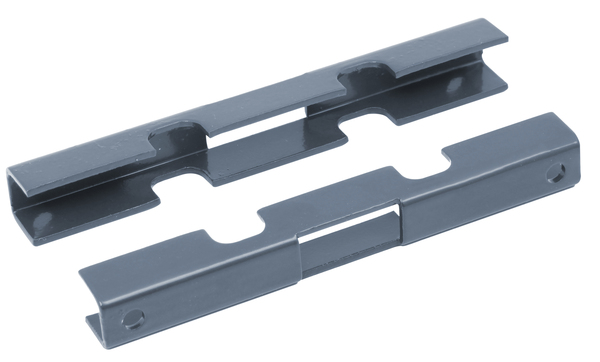 Mattenverbinder für Doppelstab-Gittermatten, Material: Stahl roh, Oberfläche: feuerverzinkt, anthrazit kunststoffbeschichtet RAL 7016, Artikelbeschreibung: –, Ausführung: zweiteilig, Länge: 140 mm, Breite: 18 mm, Höhe: 15,5 mm, Schraube: M8, Schraubenlänge: 30 mm, 15 Jahre Garantie gegen Durchrosten